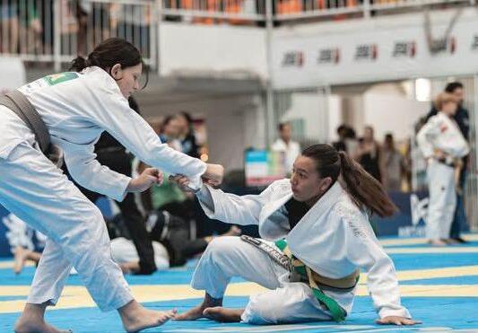 Equipe Aprove brilha no Sul Brasileiro de Jiu-Jitsu 2025