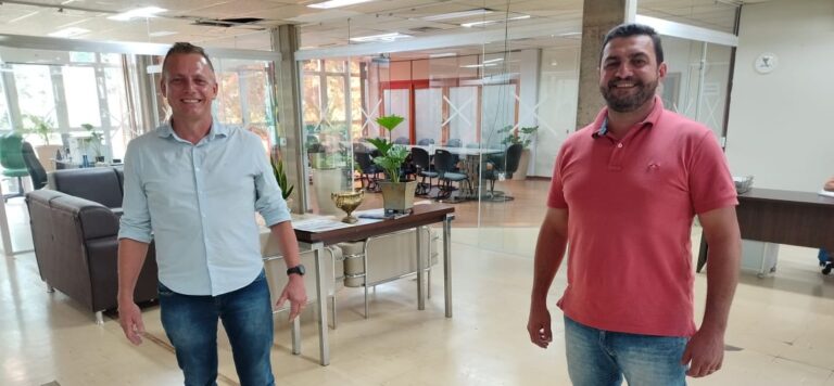 Governo Backes e Sauer implanta mudanças no paço municipal