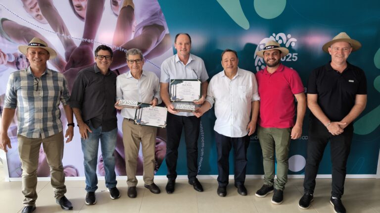 Rondonenses recebem menção honrosa da Assembleia Legislativa do Paraná