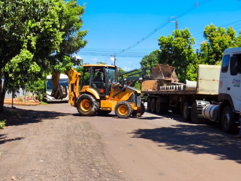 Iniciadas as obras para o recape asfáltico no Conjunto Habitacional Itamaraty