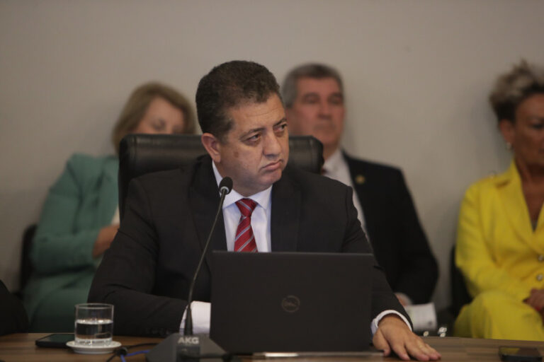 Deputado Cobra Repórter solicita reativação de laboratórios do IPEM/INMETRO em Londrina e outras cidades