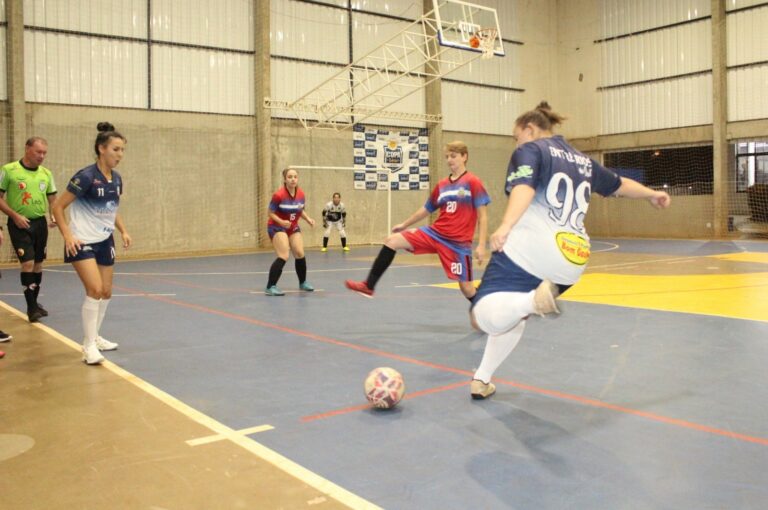 Entre Rios assume liderança da Copa Sesc Verão Feminino; quartas prosseguem nesta segunda-feira