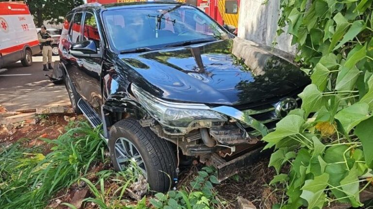 Mulher morre após sofrer mal súbito enquanto dirigia em Toledo