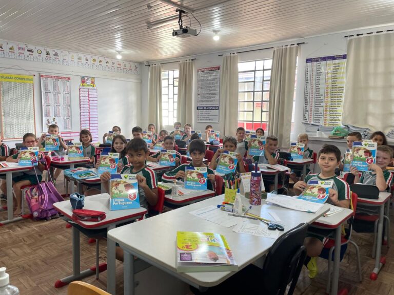 Marechal Rondon recebe livros do Programa Mais Ideb