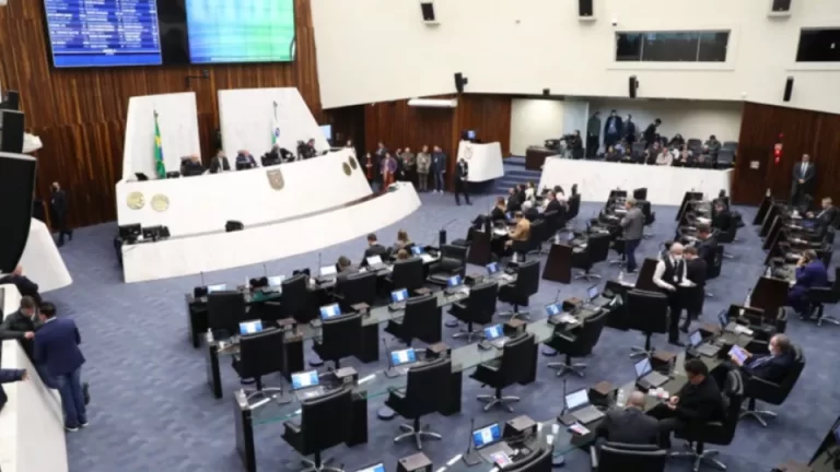 Assembleia Itinerante desembarca pela primeira vez em Cascavel