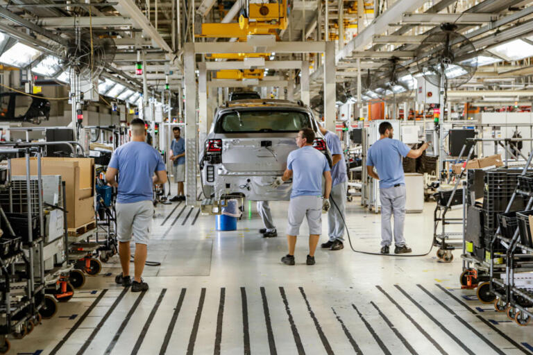 Fevereiro começa com 22,3 mil vagas de emprego nas Agências do Trabalhador do Paraná