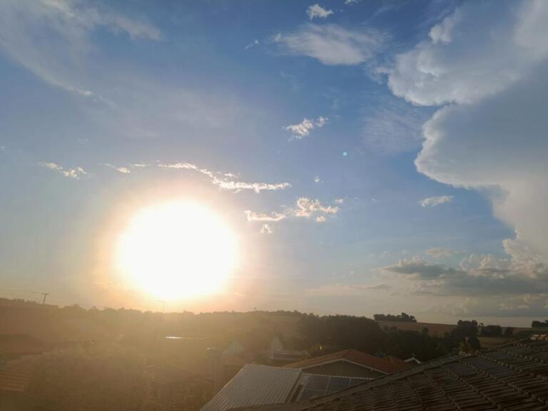 Paranaense pode esperar fevereiro quente e chuvoso, aponta previsão do Simepar