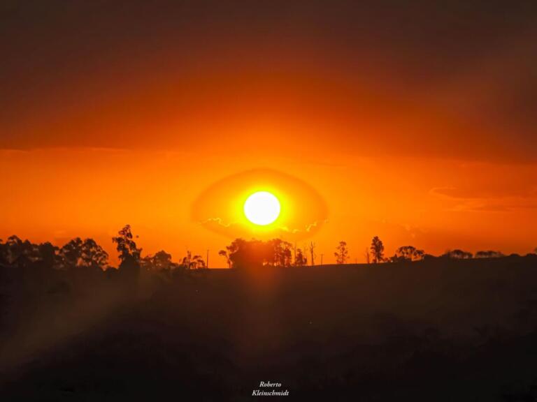 Frente fria acaba com calorão? Confira como fica o tempo no Paraná neste resto de semana