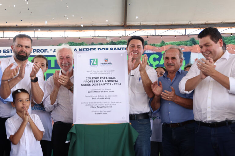 Com investimento de R$ 13,5 milhões, Estado inaugura escola para 3 mil alunos em Cascavel