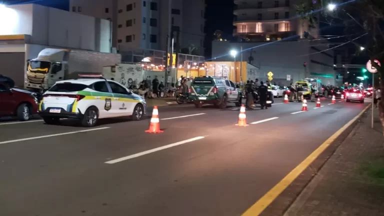 Operação Carnaval abordou 1.362 pessoas, sendo 42 carros e 46 motos apreendidos