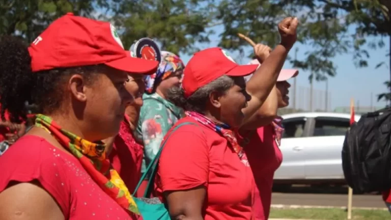 STF suspende despejo de cem famílias do MST no Centro-Sul do Paraná