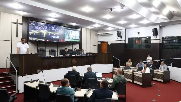 Vereadores de Toledo aprovam reajuste salarial de 6,27% para servidores municipais