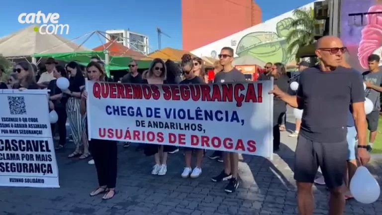 População de Cascavel protesta por segurança: “chega de andarilhos e usuários de drogas. Vocês vão fazer o quê?”