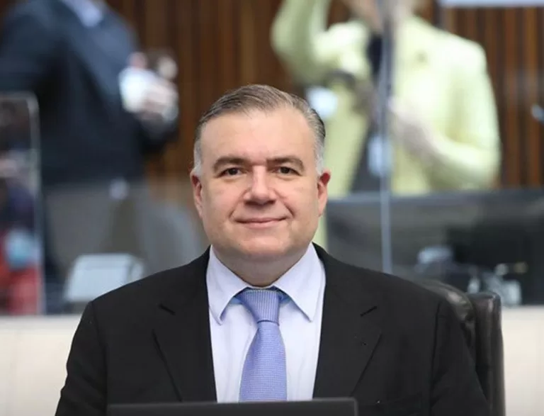 Deputado Ney Leprevost propõe projeto de combate às drogas em estabelecimentos voltados a crianças e adolescentes