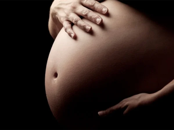 Leis paranaenses promovem cuidado e ampliam direitos em todas as etapas da maternidade