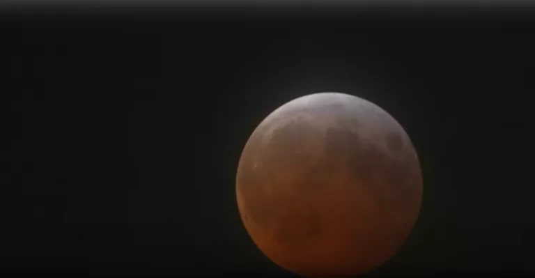 Lua cheia de junho terá posição inédita no céu em quase 20 anos