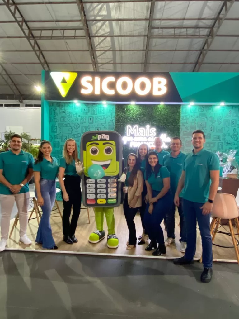 Sicoob Confiança marca presença nas festas dos municípios de Nova Santa Rosa e Maripá e reforça laços com a comunidade