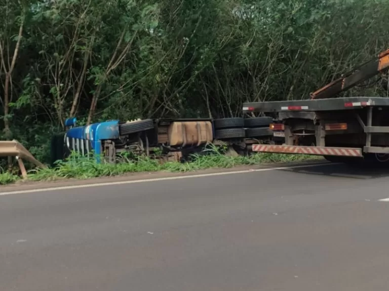 BR-163 entre Mercedes e Guaíra será totalmente bloqueada neste sábado, informa PRF