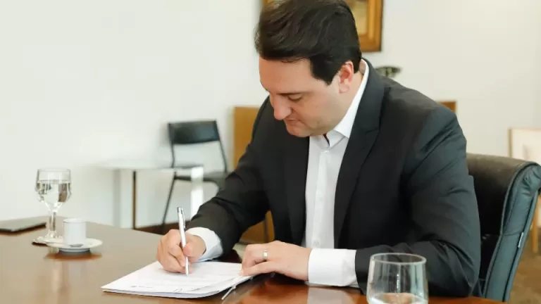 Piso regional do Paraná terá valores entre R$ 1.984 e R$ 2.275 em 2025; entenda