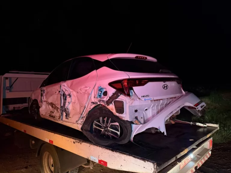 Grave acidente na BR-272 entre Guaíra e Terra Roxa envolve quatro veículos