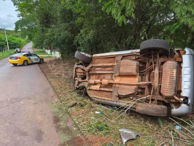 Caminhão de Mercedes se envolve em grave acidente em Marechal Rondon
