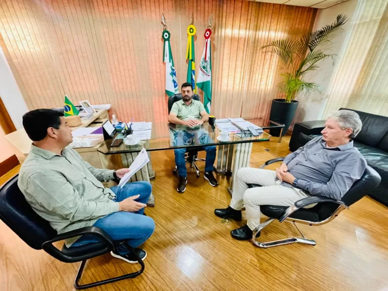 Legislativo apresenta ao prefeito propostas de aquisição do Clube Concórdia e leilão de terrenos