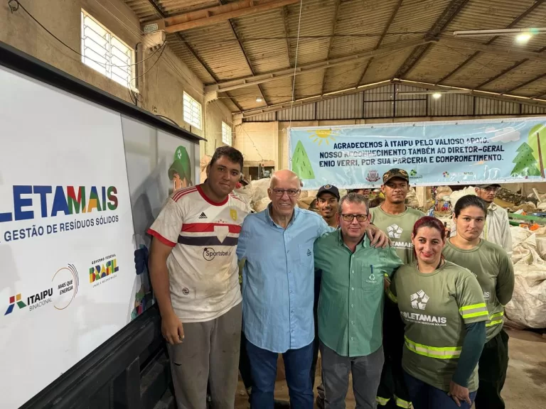 Associação de Catadores de Mandaguaçu recebe equipamentos da Itaipu Binacional