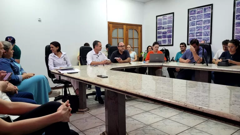 Prefeito de Quatro Pontes faz balanço dos 100 dias de governo e anuncia novidade