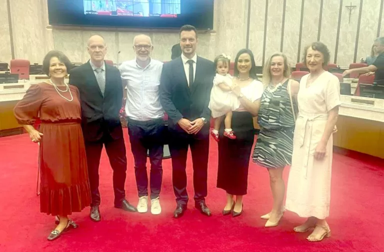 Palotinense é empossado juiz federal substituto da 4ª Região