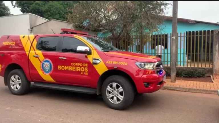 Adolescente tem crise convulsiva, cai da cama e morre