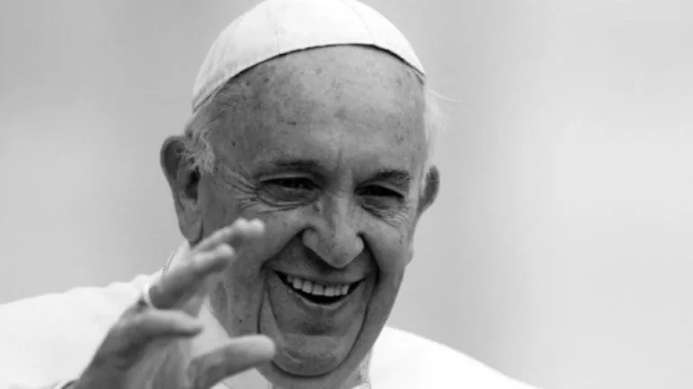 Quem será o próximo papa? Cardeais devem soltar “recados” nos próximos dias