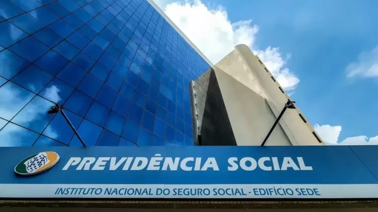 13º salário: confira datas do pagamento antecipado para aposentados, pensionistas e beneficiários do INSS