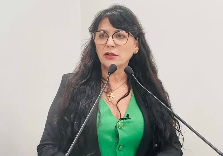 Justiça suspende afastamento e Tania Maion retorna à Câmara de Vereadores de Marechal Rondon