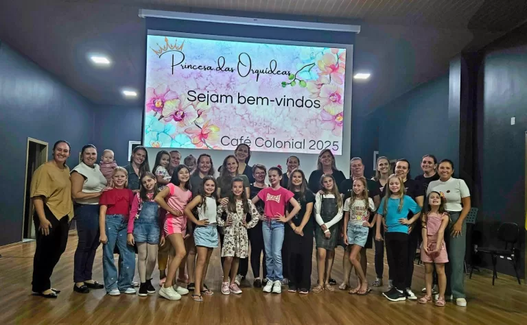 Reunião com candidatas à Princesa das Orquídeas abre preparativos para o Café Colonial 2025