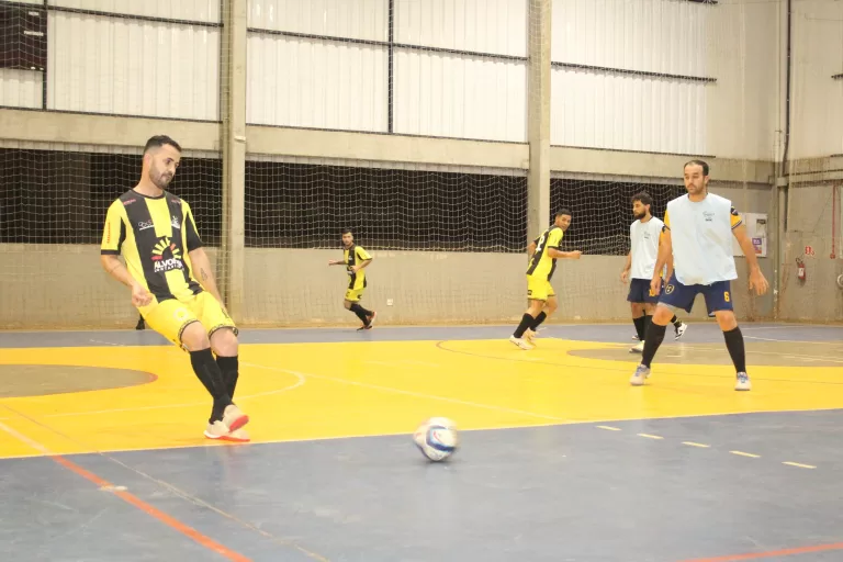 Matrix vira sobre Coresul e se garante na final dos Jogos Comerciários