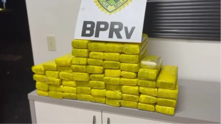 Adolescente é apreendido com 40 quilos de maconha na BR-277 em Cascavel