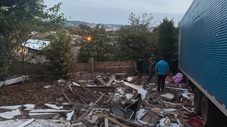 Caminhão desce desgovernado e homem morre após ser atingido em Francisco Beltrão