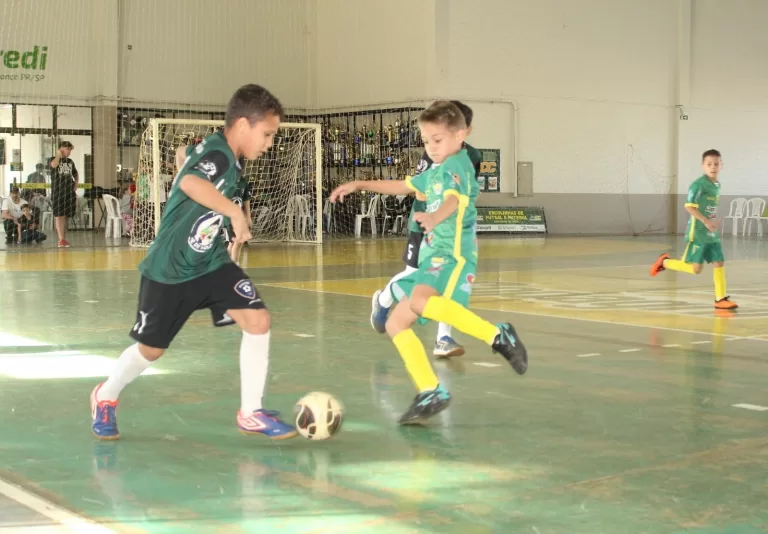 AACC e Terra Roxa fazem confrontos movimentados na Copa Amizade de Futsal Regional