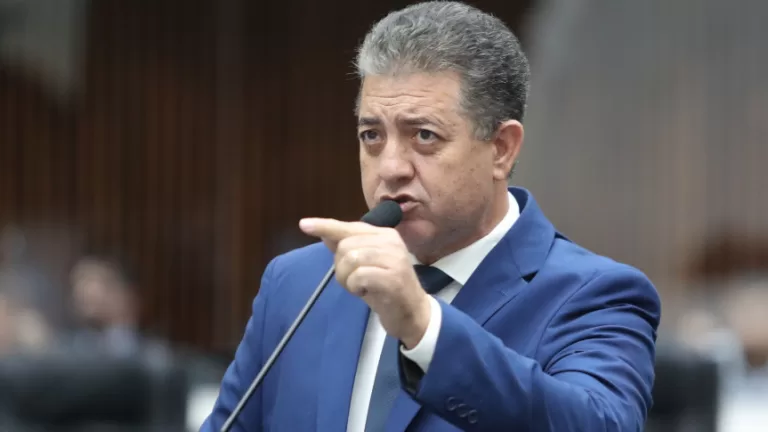 Deputado Cobra Repórter destaca a importância da proteção à vida no Dia de Conscientização Contra o Aborto