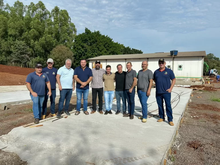 Mercedes vai ganhar frigorífico de peixes