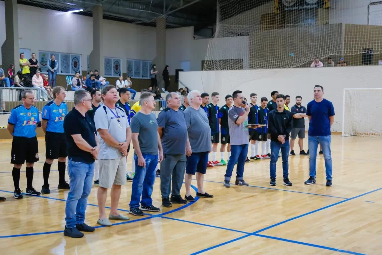 Mercedes tropeça na estreia do Troféu Difusora e é derrotada por Ouro Verde