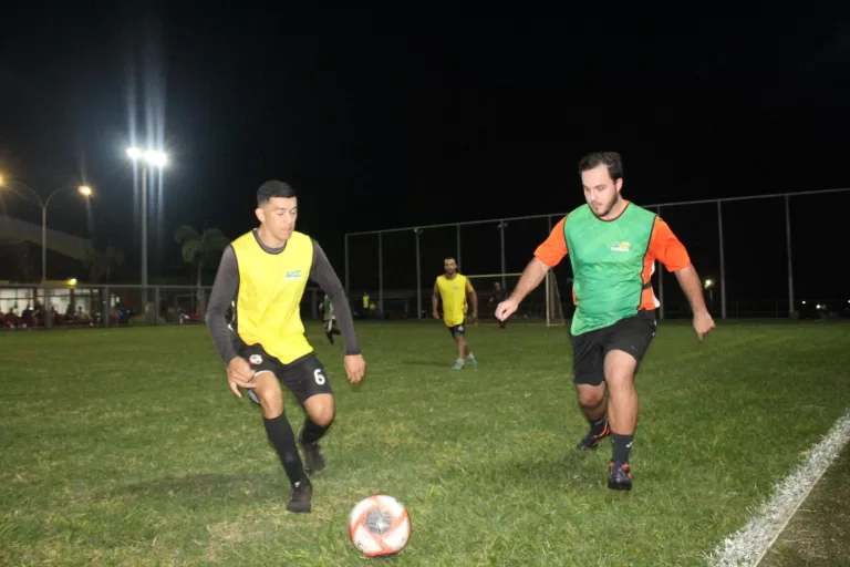 Liverpool e Real Madri estreiam com vitória no 1º Campeonato Champions League da AACC