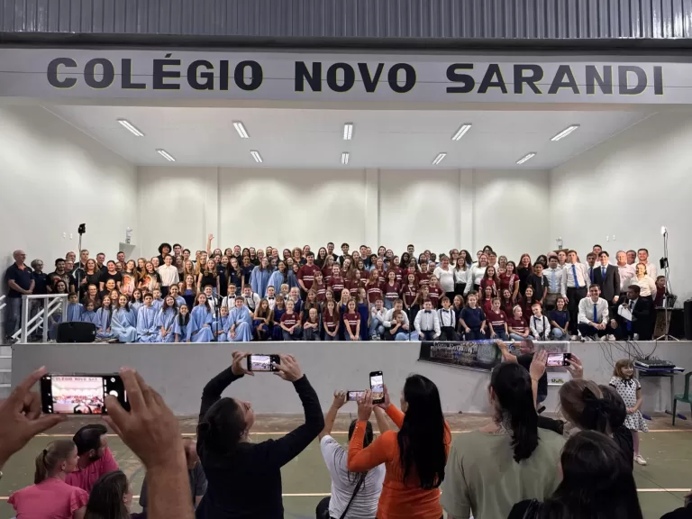 Novo Sarandi celebra união com apresentações do Colégio Rui Barbosa e Agrícola Horizonte