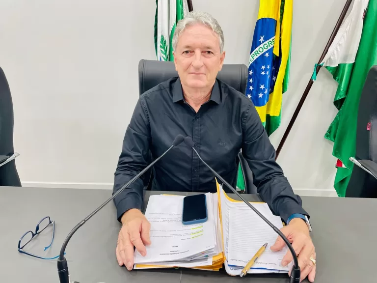 Valdir Sachser solicita recapeamento das ciclovias da avenida Maripá