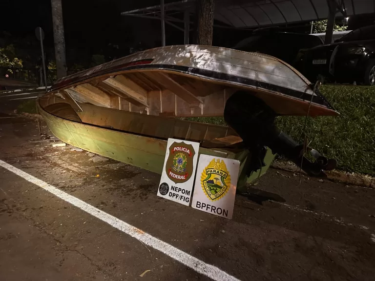 Ação integrada apreende 520 quilos de maconha, haxixe e dois barcos em Santa Helena