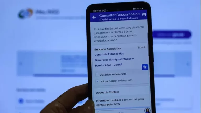 INSS começa a devolver a aposentados mensalidades associativas