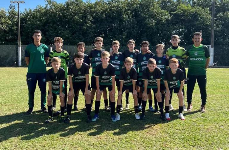 Escola Coxa Marechal mantém invencibilidade na Copa Abel Fut8