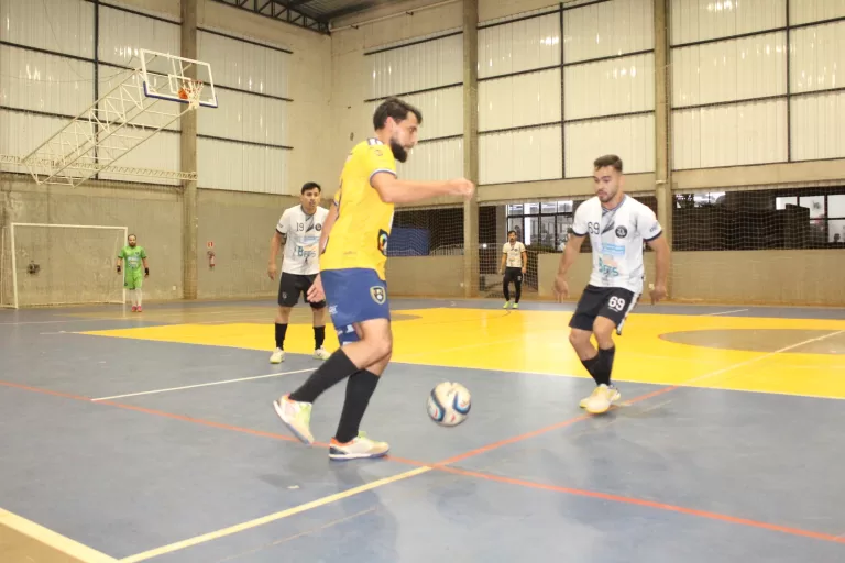 Coresul vence Aston Peira e vai decidir a Fase Municipal dos Jogos Comerciários