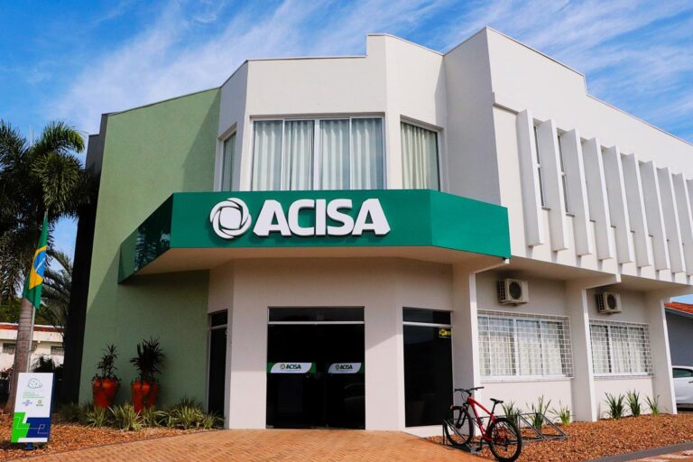 “Comprar Aqui dá Sorte” movimenta o comércio de Santa Helena com sorteios até janeiro de 2026