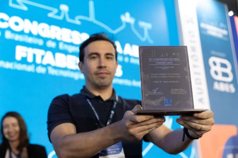 Trabalho da Itaipu, Itaipu Parquetec e Sanepar é premiado em congresso